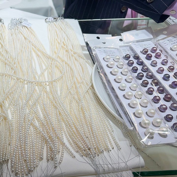 ①展示会写真ルース